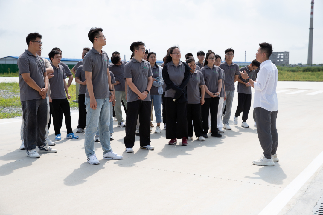 潍坊优德88 优德官网参观.jpg